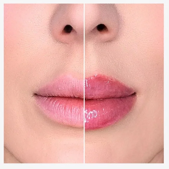 Too Faced Lip Injection Maximum Plump Lip Gloss - Travel Size - Picture 3 of 7